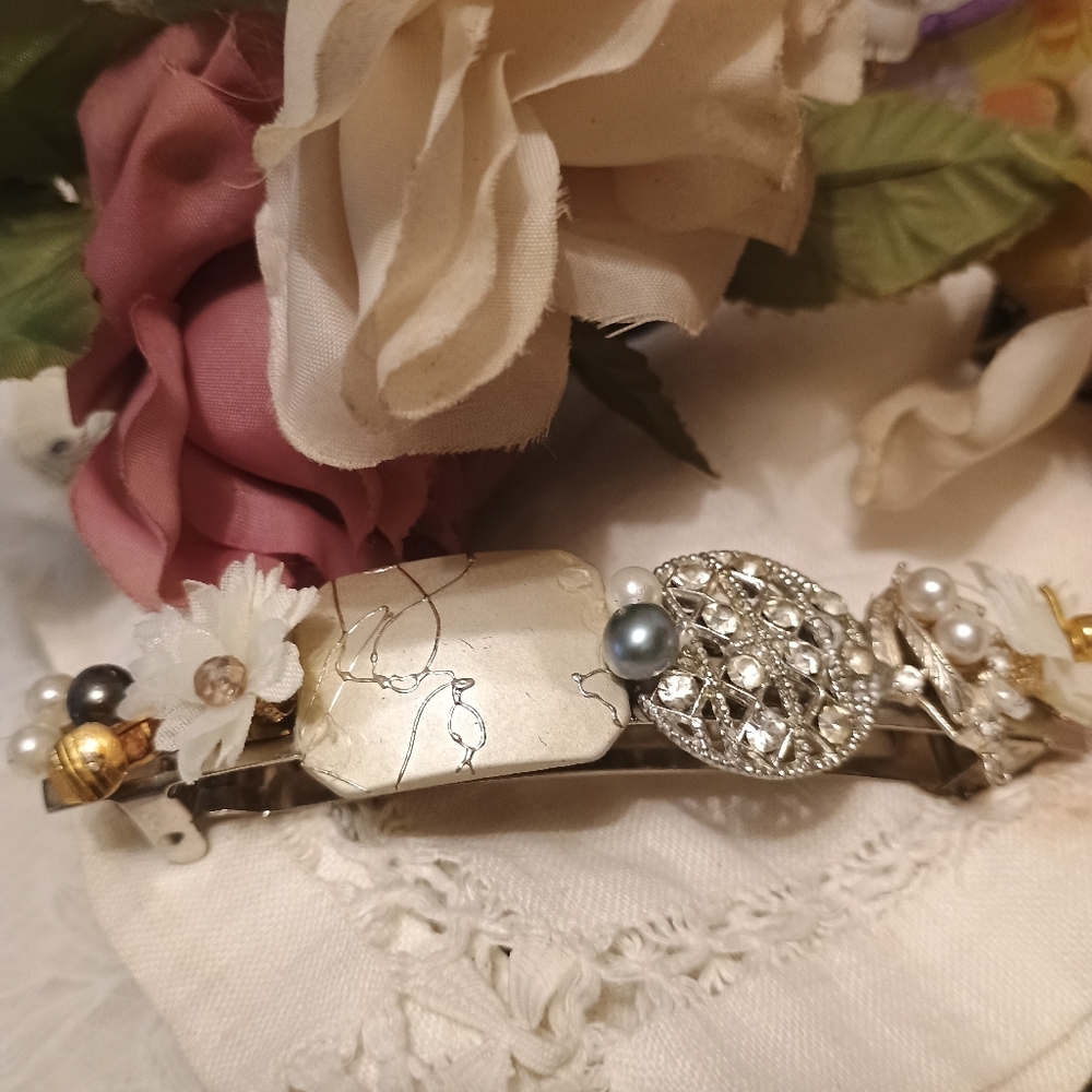 Elegant Pearl and Gold Hair Clip Bridal Hair Clip